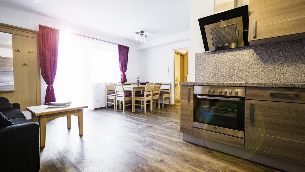 Cityhouse Apartments Шладминг Стая снимка
